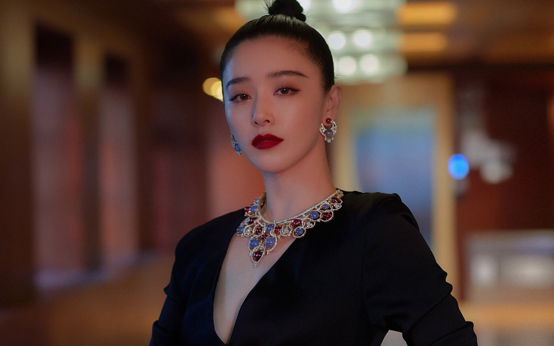 主场强队对战，比赛激烈程度超预期，主场什么