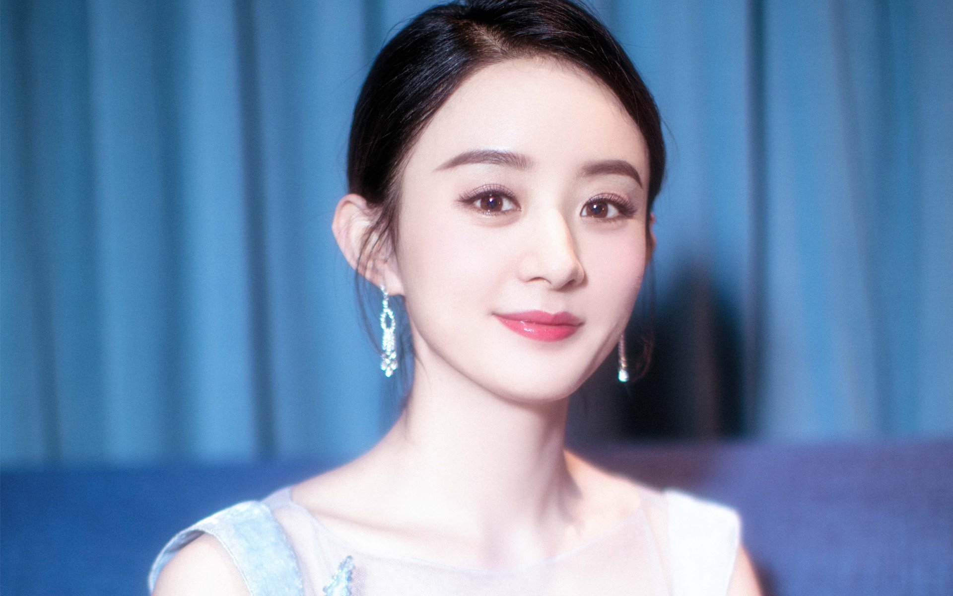 传统民族舞狮表演赛，文化与运动的精彩碰撞