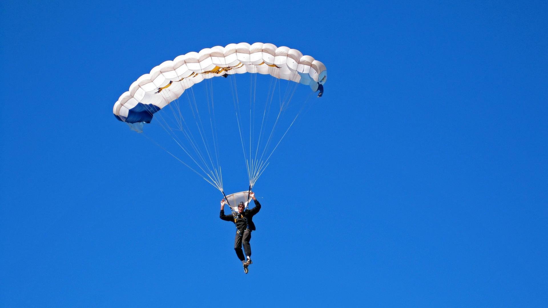 开云中国-_模拟对抗赛：虚拟与真实结合的新型赛事体验_，对抗模拟器