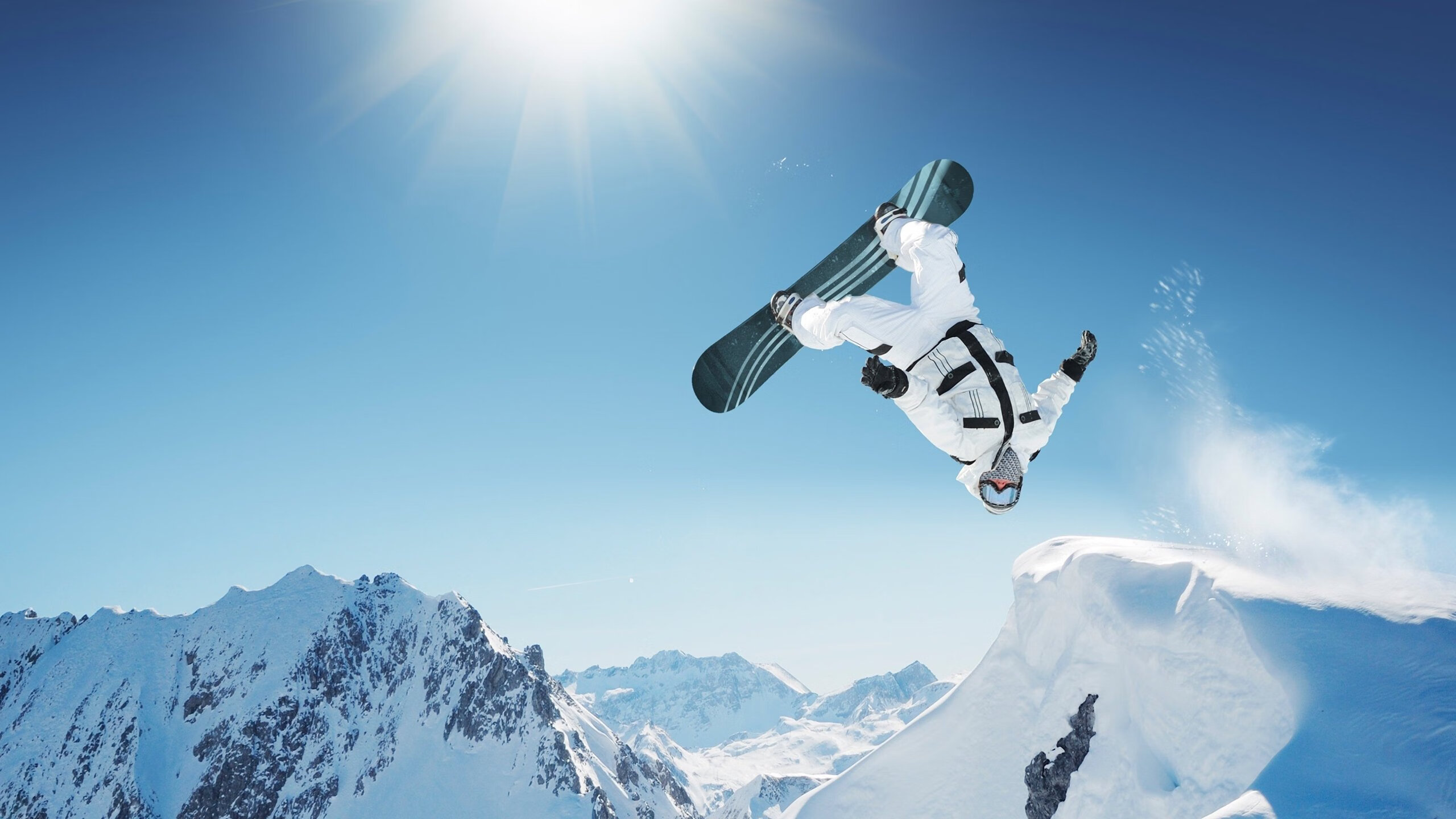 圣吉卢瓦联队的复兴受到布莱顿老板托尼·布鲁姆的投资支持。